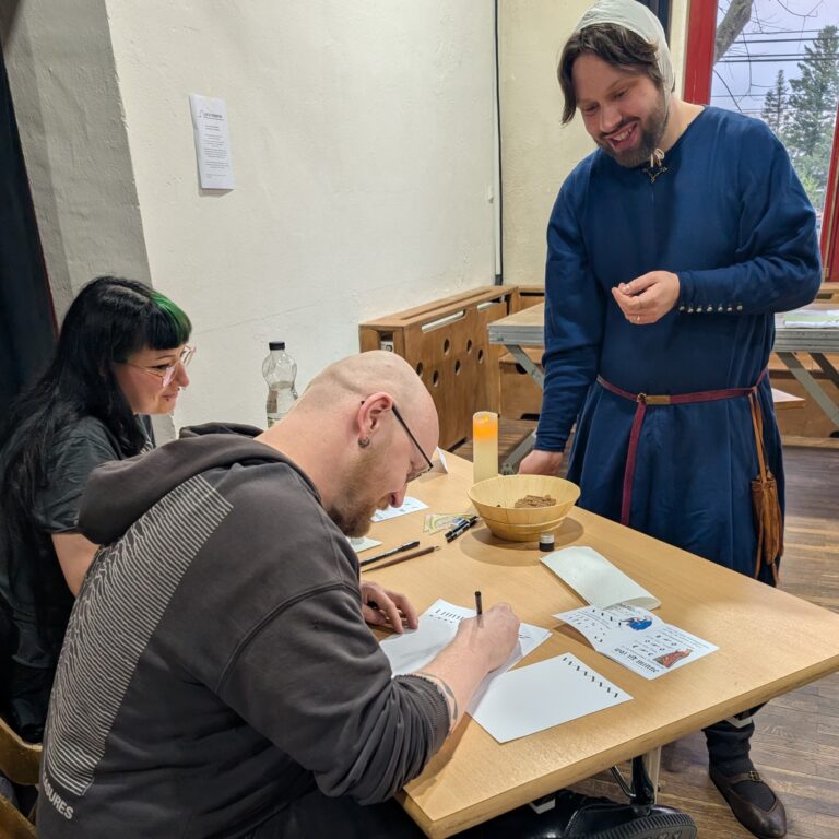 17_Kurs_mittelalterliche_Kalligraphie_PZ